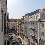 Altido Elegant City Deluxe Apartment & Altido Luxurious 3-Bedroom Apt With Terrace In Intendente